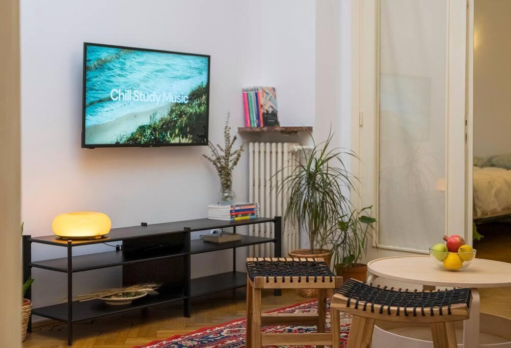 Ultra-Central University Square Apartament Apartament Bucureşti Ngoại thất bức ảnh