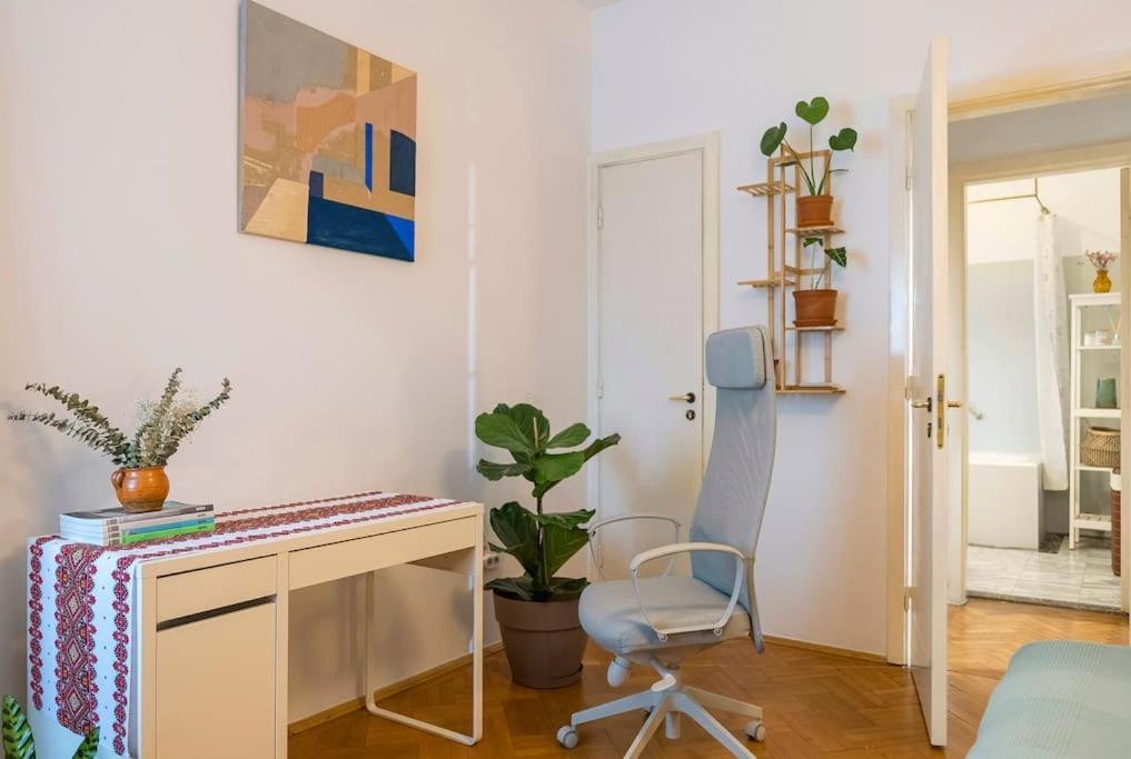 Ultra-Central University Square Apartament Apartament Bucureşti Ngoại thất bức ảnh